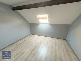  Appartement à louer 3 pièces 52 m²