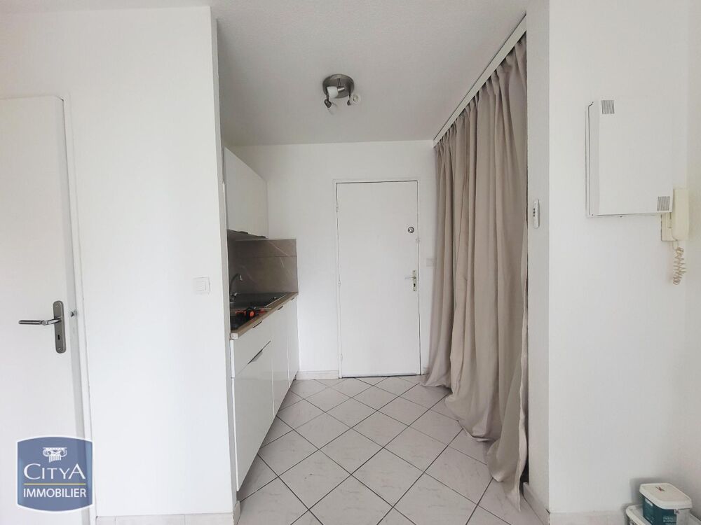 location Appartement - 2 pièce(s) - 29 m² Fréjus (83600)