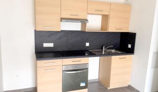  Appartement à louer 3 pièces 64 m²