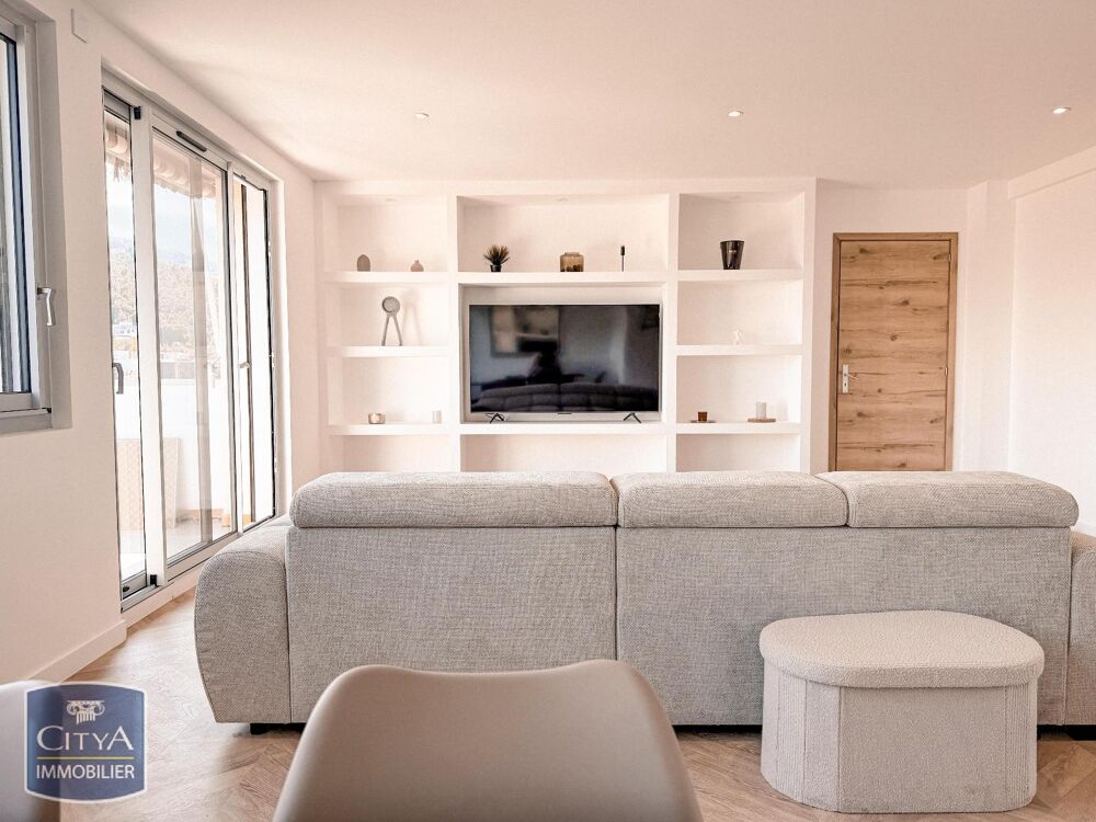 À LOUER : Découvrez cet appartement mueublé T4 exception....