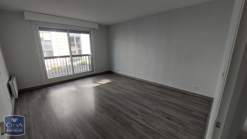 location Appartement - 3 pièce(s) - 52 m² Clermont-Ferrand (63000)