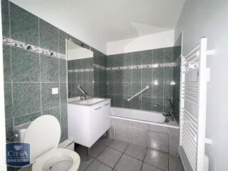  Appartement à louer 1 pièce 32 m²