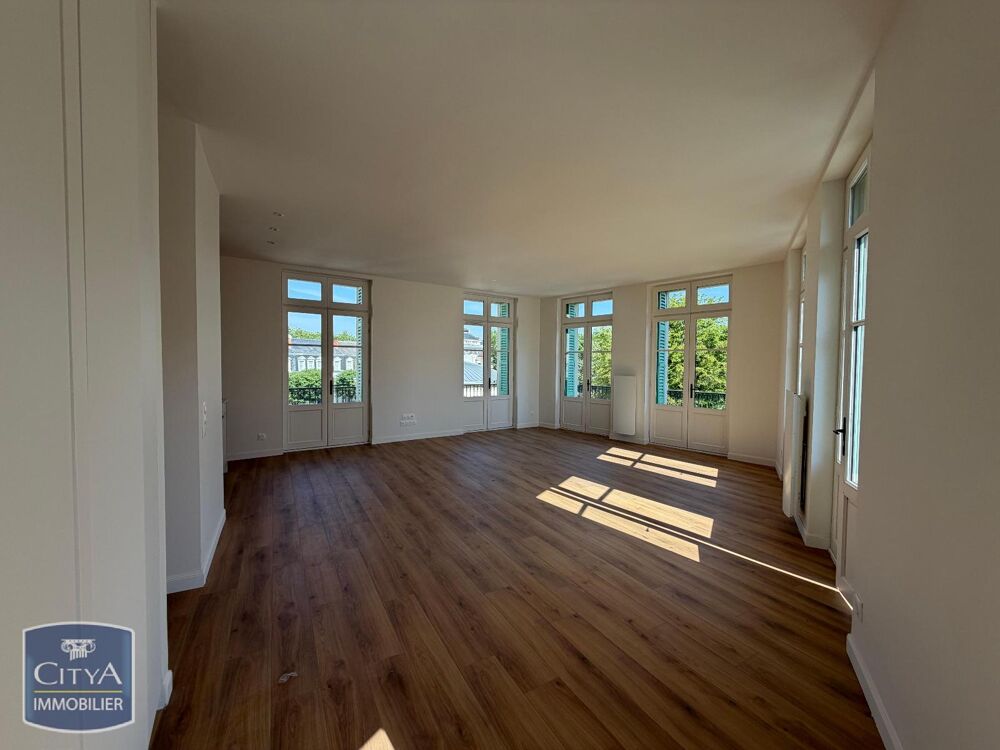location Appartement - 4 pièce(s) - 88 m² Vichy (03200)