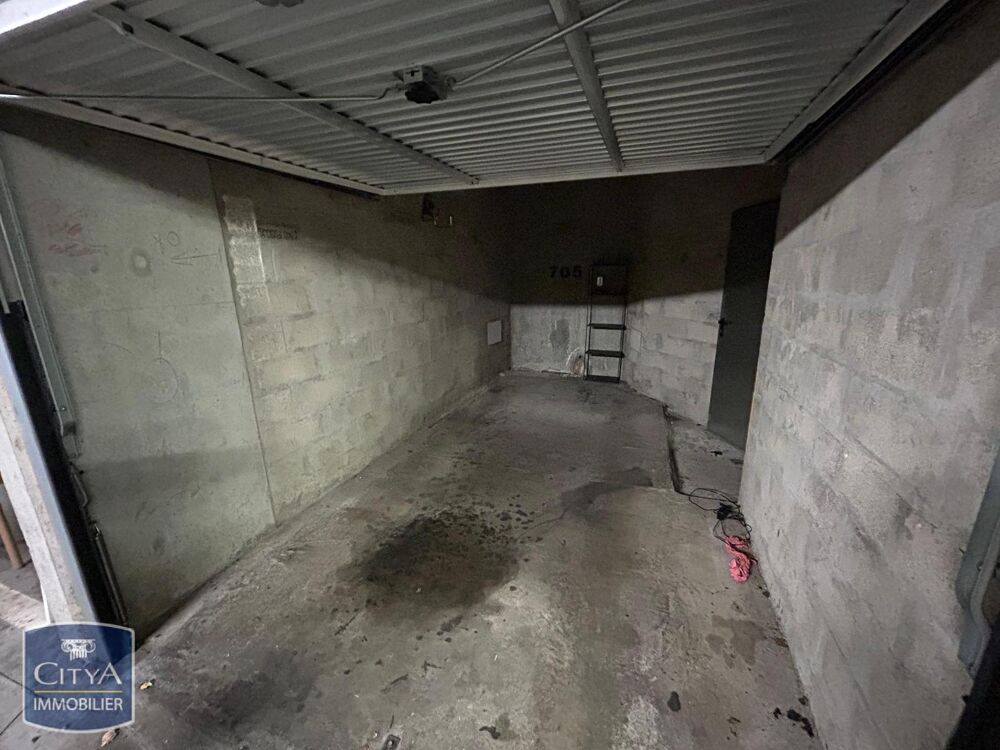 location Parking / Garage Trappes (78190)