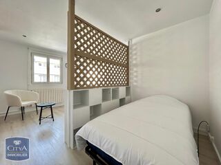  Appartement à louer 1 pièce 25 m²