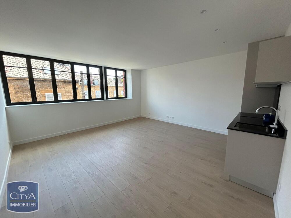 location Appartement - 3 pièce(s) - 64 m² Charleville-Mézières (08000)