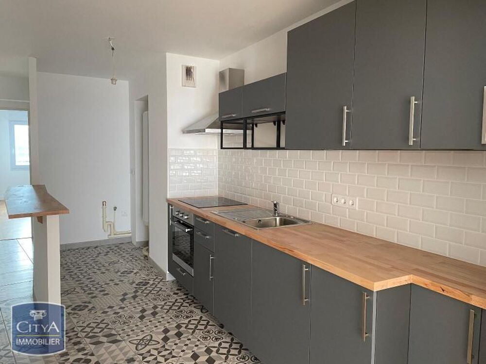 location Appartement - 2 pièce(s) - 64 m² Reims (51100)
