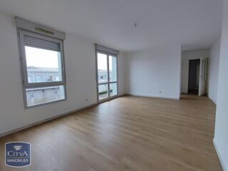  Appartement à louer 3 pièces 66 m²