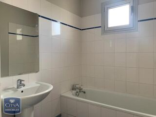  Appartement à louer 5 pièces 110 m²
