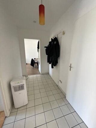  Appartement à louer 2 pièces 50 m²