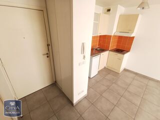  Appartement à louer 1 pièce 27 m²