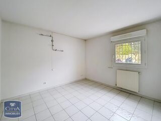  Appartement à louer 3 pièces 68 m²
