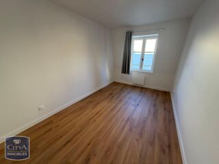  Appartement à louer 3 pièces 71 m²