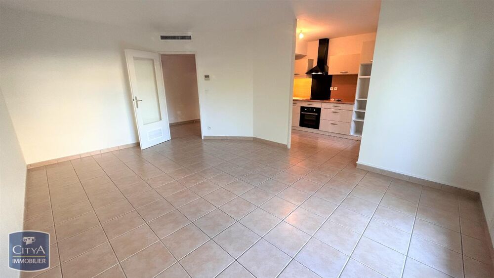 location Appartement - 3 pièce(s) - 73 m² Dijon (21000)