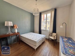  Appartement à louer 2 pièces 56 m²