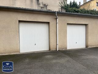  Parking / Garage � louer 