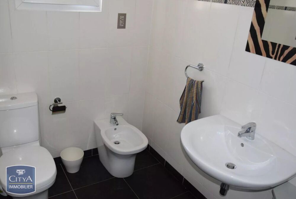 location Maison - 4 pièce(s) - 140 m² Marignane (13700)