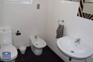  Maison à louer 4 pièces 140 m²