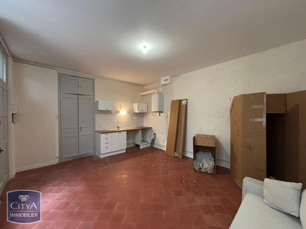 LOCATION - T2 BIS - NIMES - CENTRE VILLE - IMMEUBLE DE C....