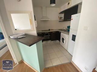  Appartement à louer 2 pièces 37 m²