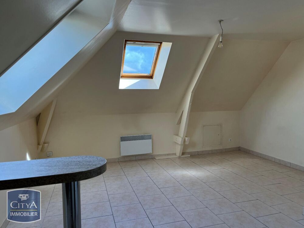 location Appartement - 2 pièce(s) - 35 m² La Fère (02800)