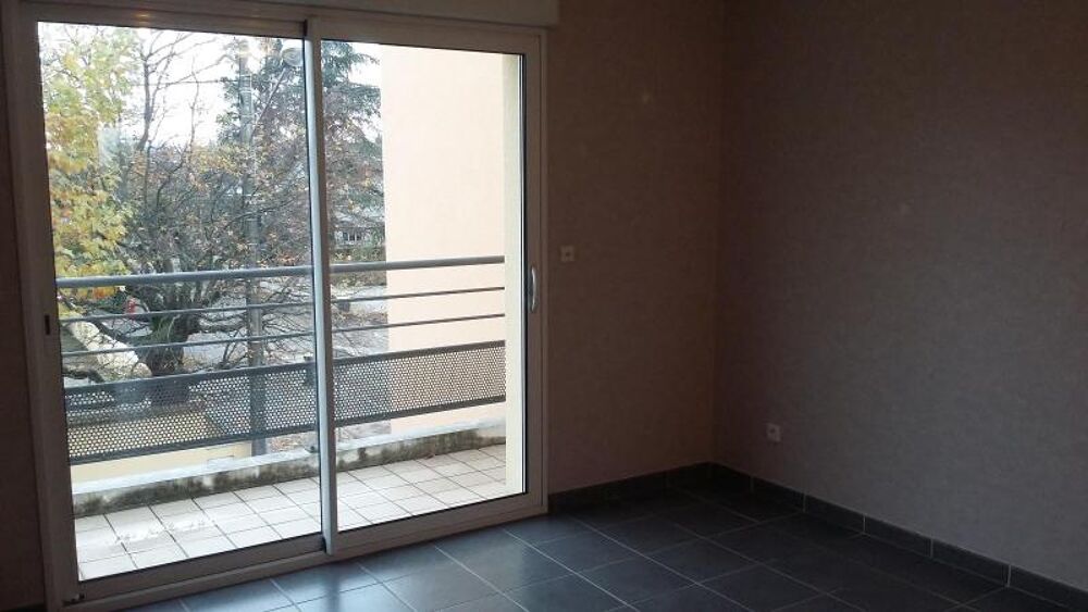 location Appartement - 3 pièce(s) - 70 m² Veauche (42340)
