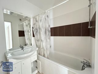 Appartement à louer 1 pièce 37 m²