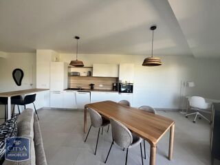  Appartement � louer 3 pi�ces 84 m�