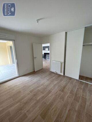 Appartement à louer 2 pièces 42 m²