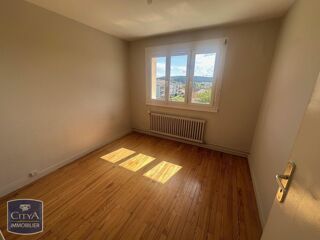  Appartement à louer 2 pièces 42 m²