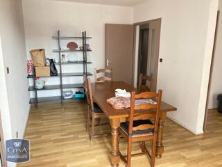  Appartement à louer 4 pièces 87 m²