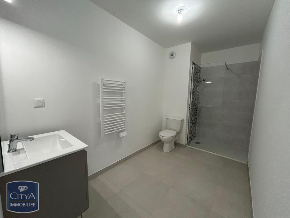 À LOUER Découvrez cet appartement T2 situé au deuxième é....