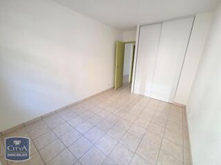  Appartement à louer 3 pièces 76 m²