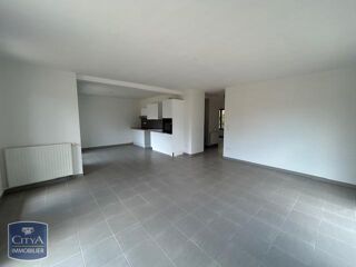  Appartement à louer 3 pièces 70 m²