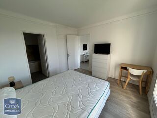  Appartement à louer 2 pièces 42 m²