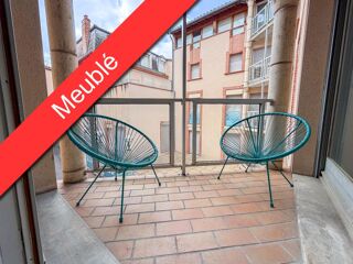  Appartement à louer 3 pièces 82 m²