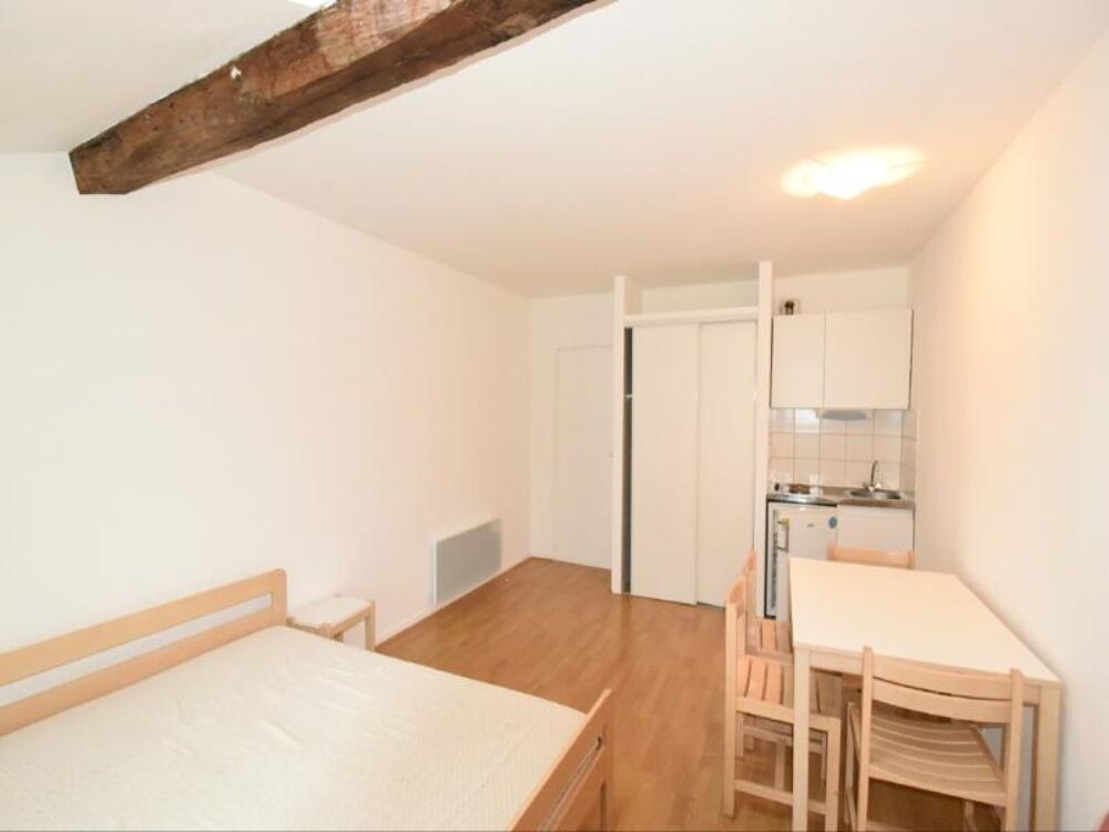 STUDIO MEUBLE situé 119 rue Chatillon - Quartier Préfect....
