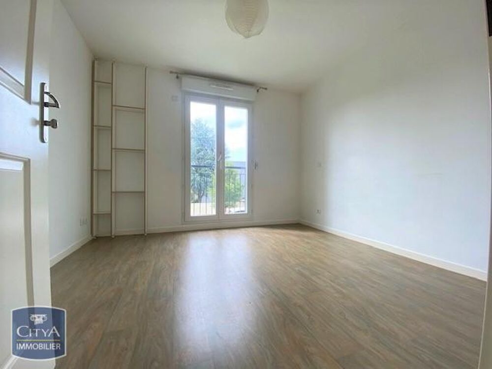 EXCLUSIVITÉ - A 5 MINUTES A PIEDS DU CENTRE VILLE - RUE ....