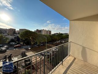 location Appartement - 2 pièce(s) - 46 m² Le Cannet (06110)
