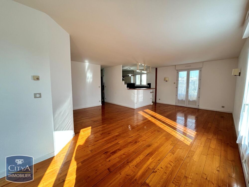 location Appartement - 2 pièce(s) - 75 m² Niort (79000)
