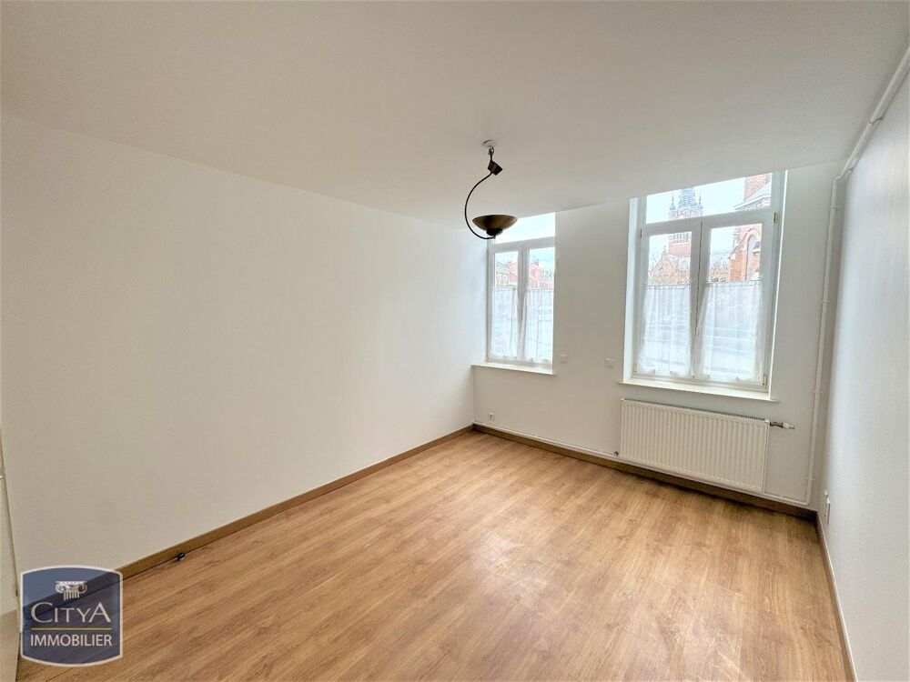 location Appartement - 2 pièce(s) - 61 m² Armentières (59280)