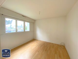  Appartement � louer 4 pi�ces 86 m�