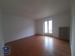  Appartement à louer 3 pièces 73 m²