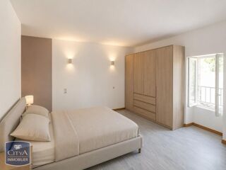  Appartement à louer 3 pièces 98 m²