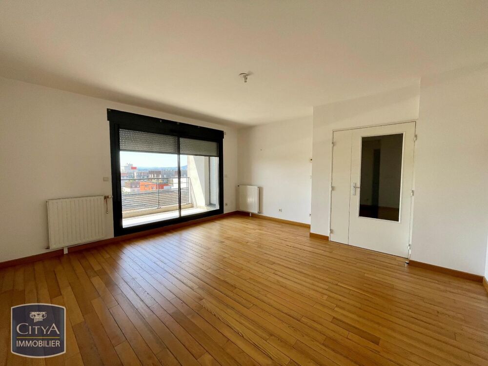 Logement réservé aux salariés du secteur privé, sans hon....