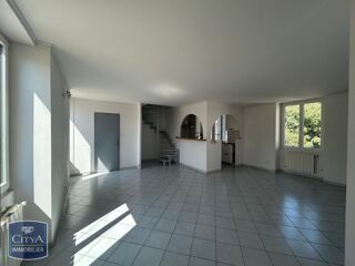  Appartement à louer 3 pièces 76 m²