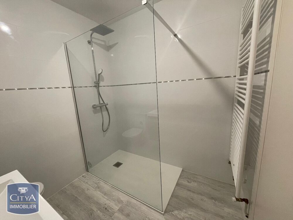 location Appartement - 1 pièce(s) - 41 m² Saint-Julien-en-Genevois (74160)