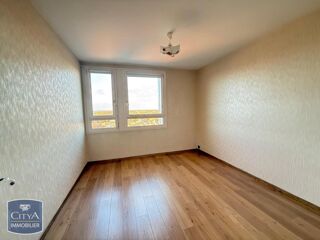  Appartement à louer 3 pièces 88 m²
