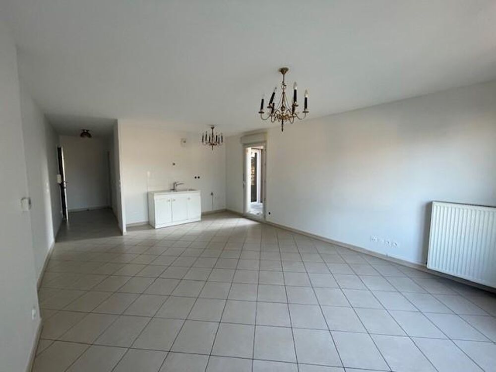 location Appartement - 2 pièce(s) - 51 m² Genas (69740)
