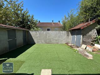  Appartement à louer 3 pièces 42 m²